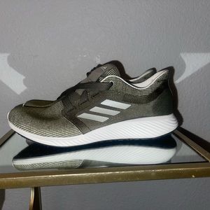 Adidas Edge Lux 3 size 8.5 woman shoes